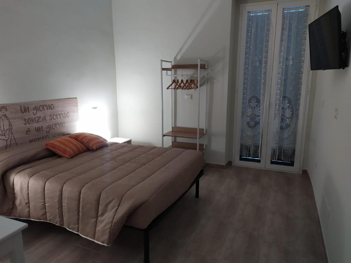Appartamento Dimora Sorriso Bari Esterno foto